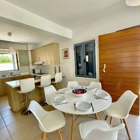 Protaras Beachfront וילה פאראלימני
