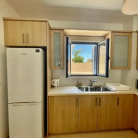 Protaras Beachfront * פאראלימני